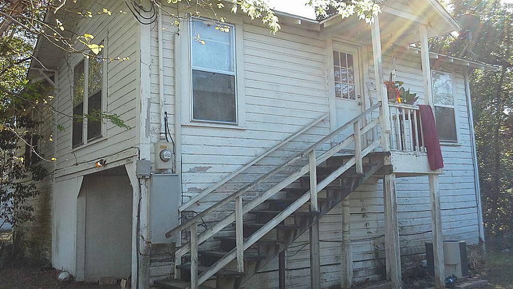 104 1/2 N Reid, Woodville, TX 75979