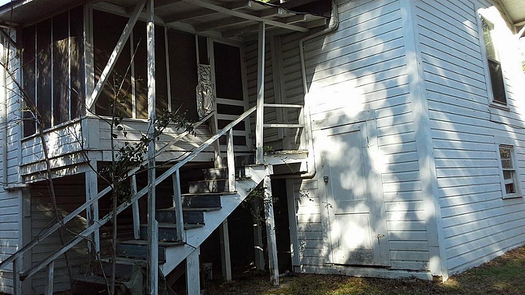 104 1/2 N Reid, Woodville, TX 75979