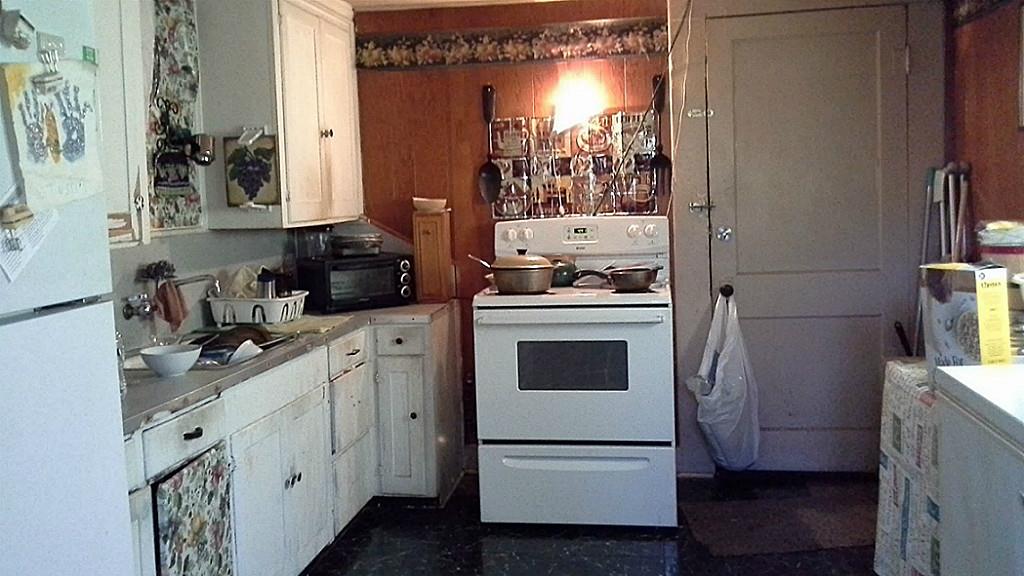 104 1/2 N Reid, Woodville, TX 75979