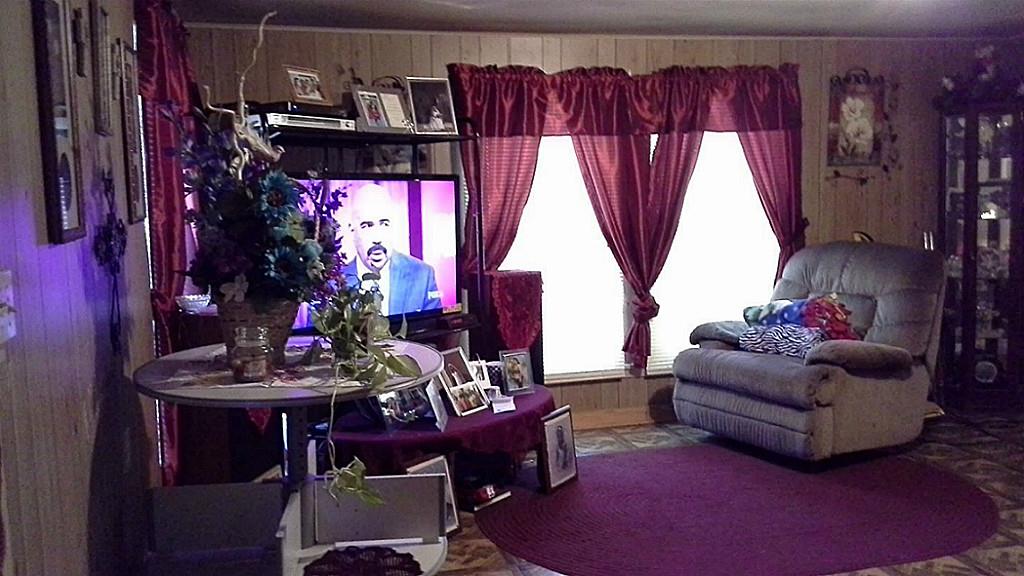 104 1/2 N Reid, Woodville, TX 75979