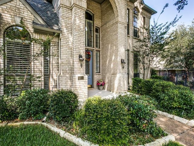 2502 Laurel Valley Lane, Arlington, TX 76006