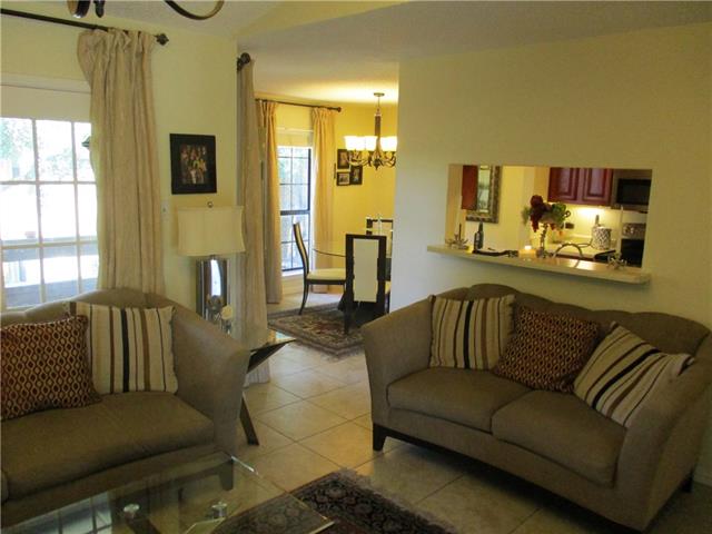 1207 Quail Valley Lane, Arlington, TX 76011