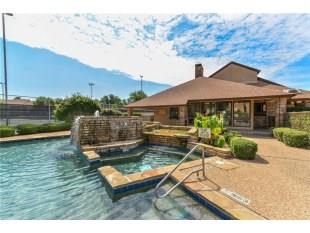 2100 Friendly Drive, Arlington, TX 76011