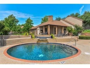 2100 Friendly Drive, Arlington, TX 76011