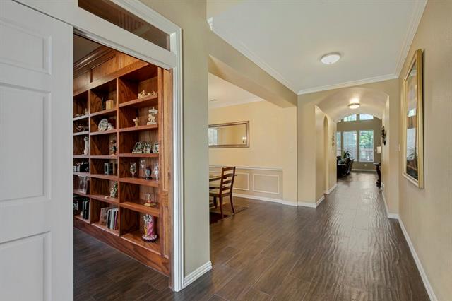 5027 Toftrees Drive, Arlington, TX 76016