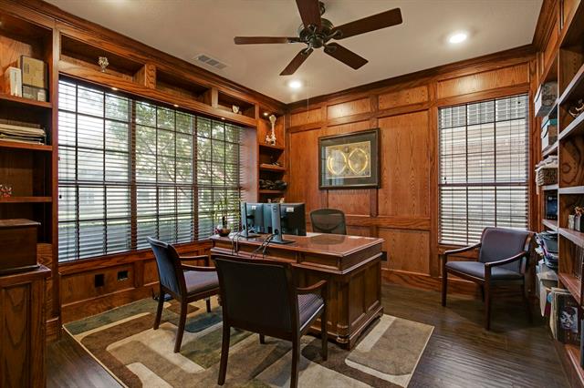 5027 Toftrees Drive, Arlington, TX 76016
