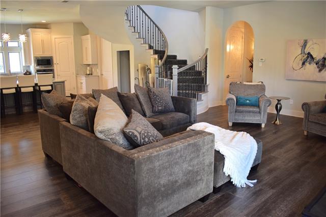 4102 Tuscany Oaks Drive, Arlington, TX 76016