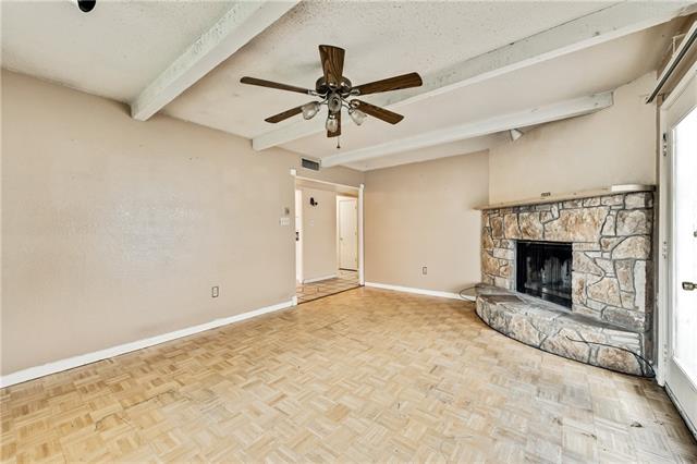 5401 Spring Willow Drive, Arlington, TX 76018