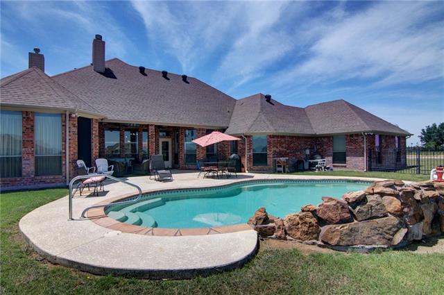 112 Blacktail Lane, Azle, TX 76020