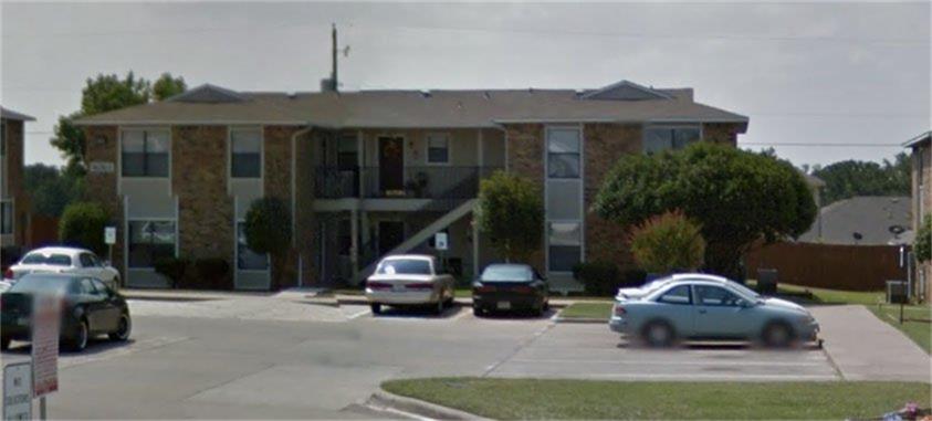 1300 Village Garden, Azle, TX 76020