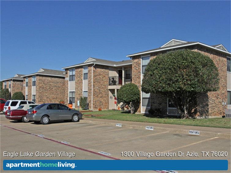 1300 Village Garden, Azle, TX 76020