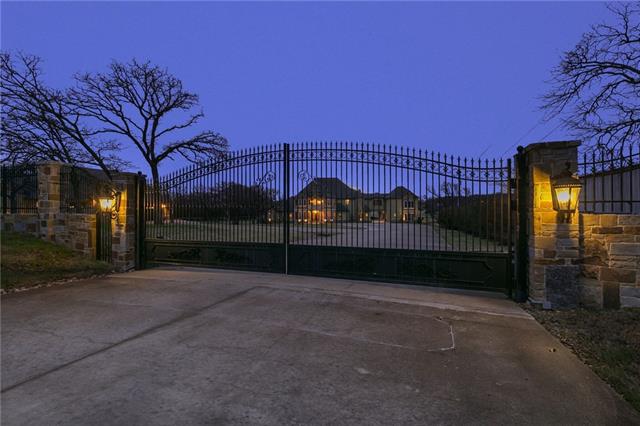 4241 Sherman Oaks, Burleson, TX 76028