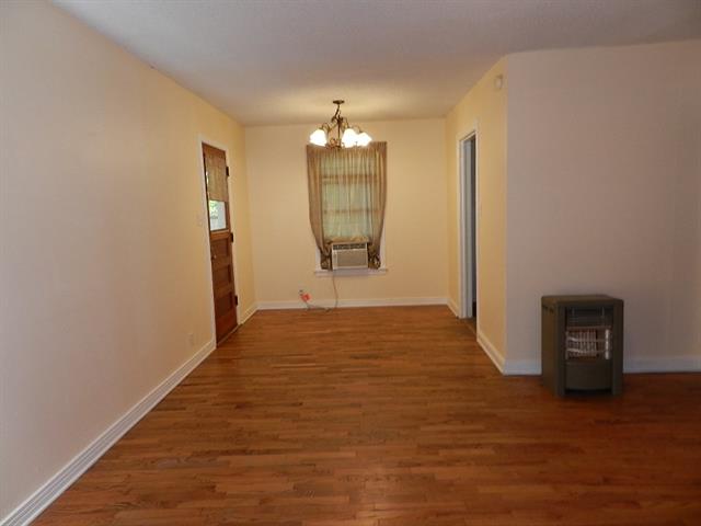 108 Circle Drive, Cleburne, TX 76033
