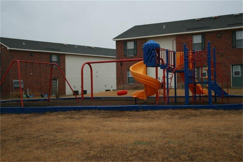 2209 North Main Street, Cleburne, TX 76033