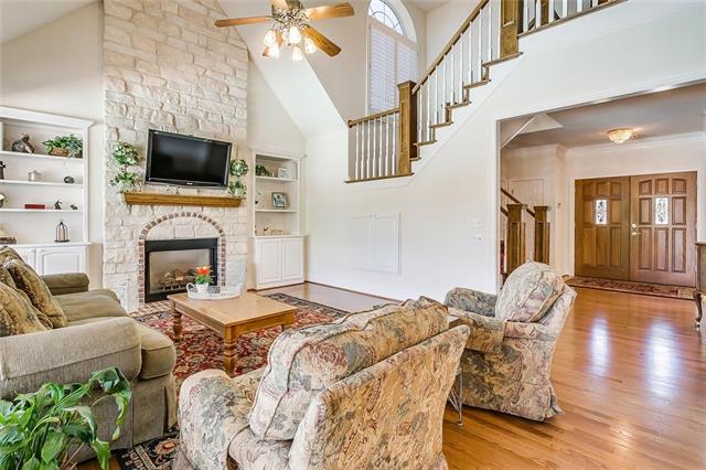 2816 Birmingham Briar Drive, Crowley, TX 76036