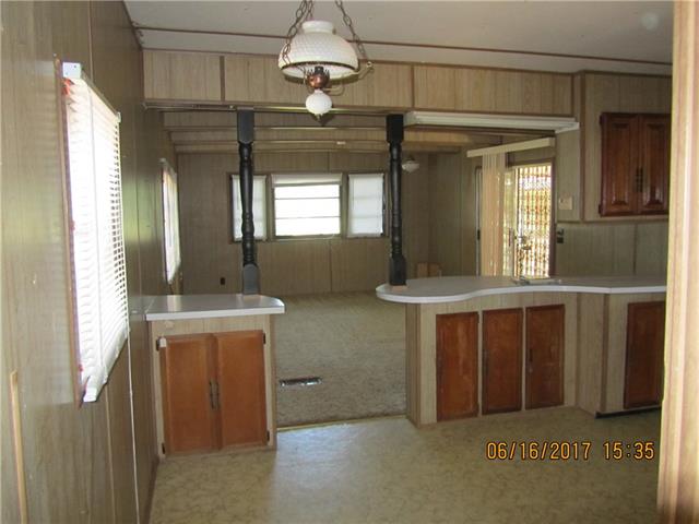 205 Vine Street, Glen Rose, TX 76043
