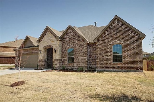 604 N Avalon Ct