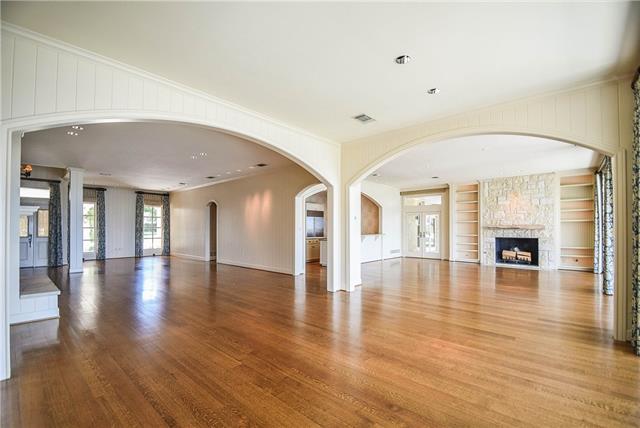7004 Arbor Bluff Court, Granbury, TX 76048