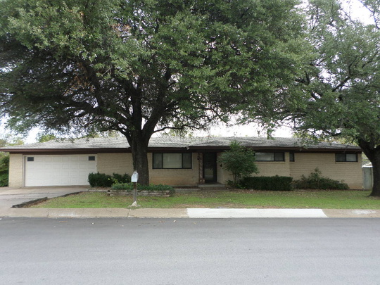 4609 Marina Ct