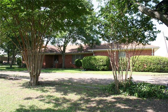 612 S Files Street, Itasca, TX 76055