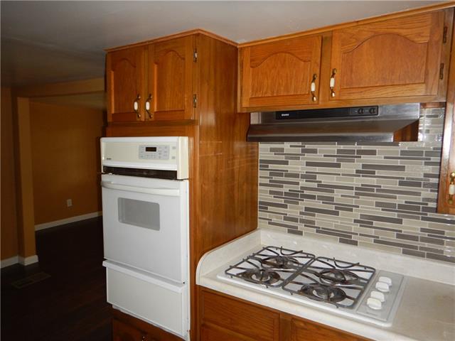 702 Santa Fe Street, Keene, TX 76059