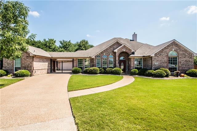 604 Oak Leaf Drive, Kennedale, TX 76060