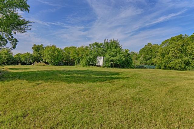 1025 E Broad Street, Mansfield, TX 76063