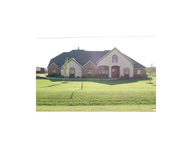 112 Old Base Road, Aurora, TX 76078