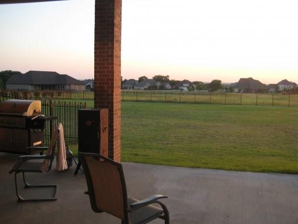 112 Old Base Road, Aurora, TX 76078
