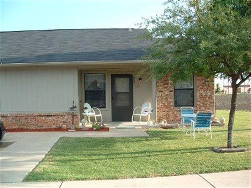 108 W 8th Street, Venus, TX 76084
