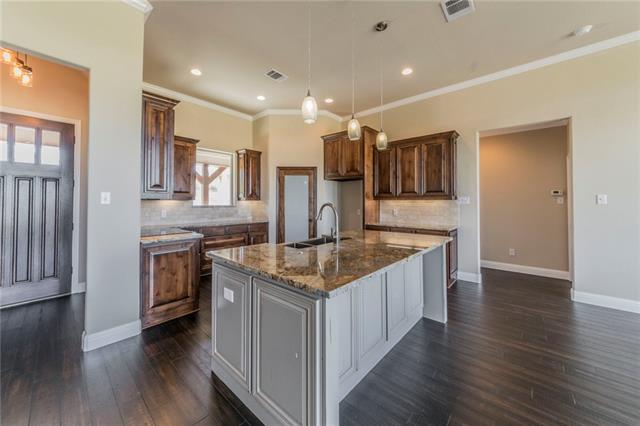 4911 Upper Denton Rd, Weatherford, TX 76085