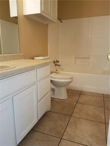 D joyce Street, Weatherford, TX 76085