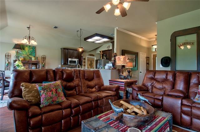 4050 Greenwood Road, Weatherford, TX 76088