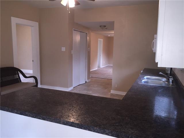 2913 Mckinley Avenue, Fort Worth, TX 76106