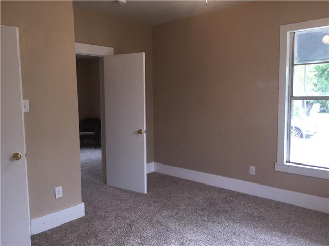 2913 Mckinley Avenue, Fort Worth, TX 76106