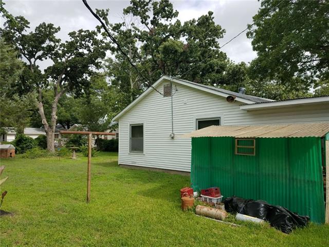 6716 Meadowbrook Drive, Fort Worth, TX 76112