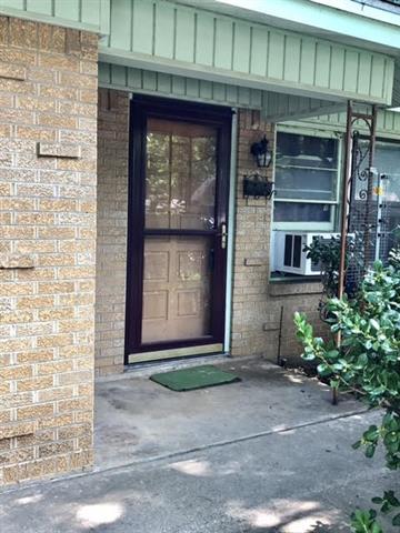 1033 E Gambrell Street, Fort Worth, TX 76115