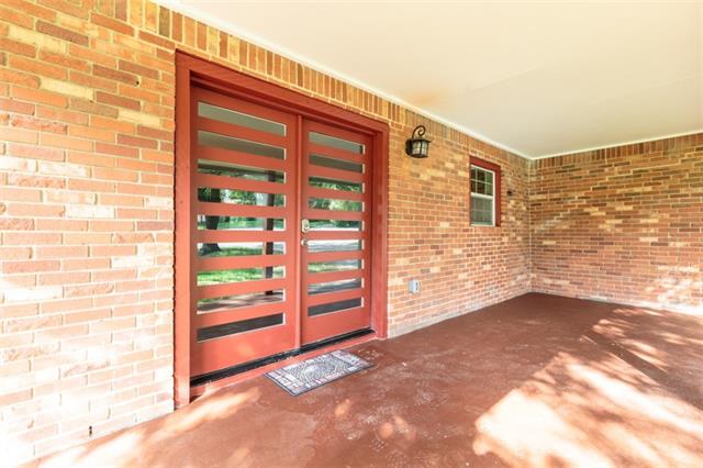 1724 Dakar Road W, Fort Worth, TX 76116