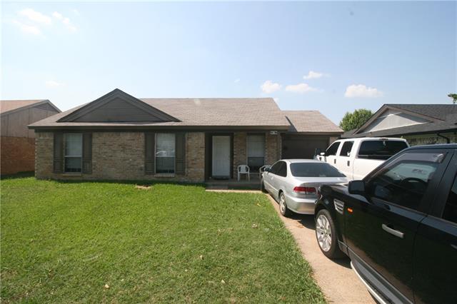 3208 Highlawn Terrace, Fort Worth, TX 76133