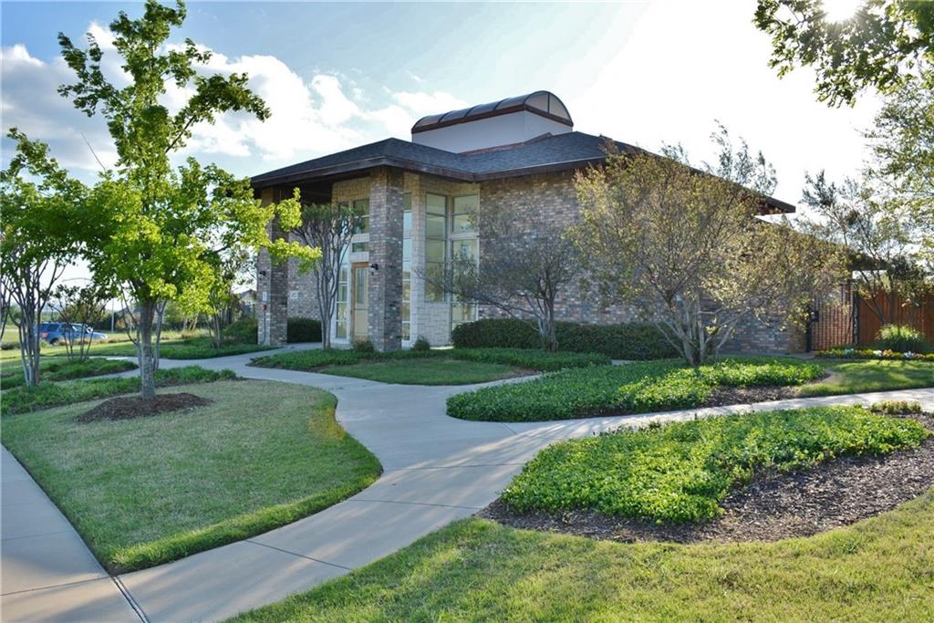 15633 MIRASOL DR, Fort Worth, TX 76177