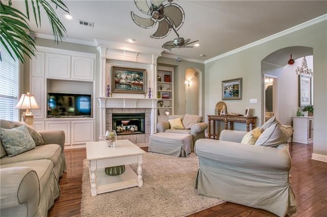 8500 Olmstead Terrace, North Richland Hills, TX 76180