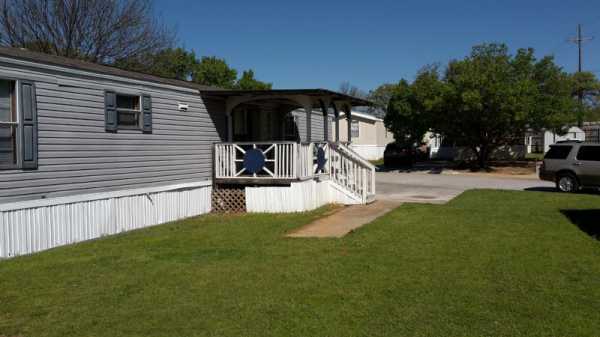 Pecan Creek Mobile Home Community 2601 S. Mayhill, #57Denton, TX 76208