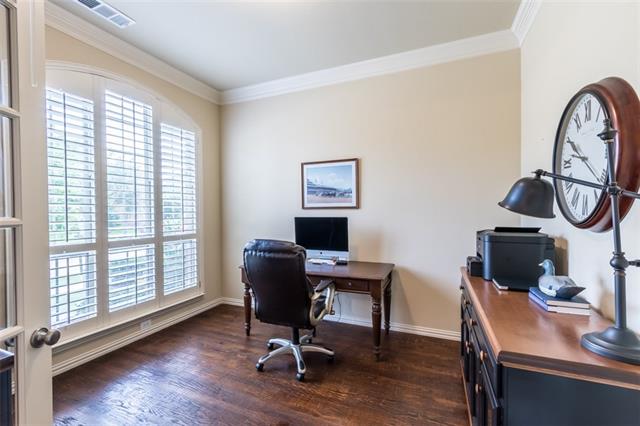 940 Fannin Drive, Lantana, TX 76226