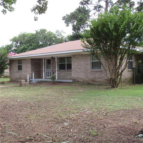 400 S Broadway Street, Collinsville, TX 76233