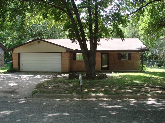 1912 Laurel Road, Gainesville, TX 76240