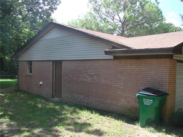 1912 Laurel Road, Gainesville, TX 76240