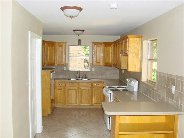 1912 Laurel Road, Gainesville, TX 76240
