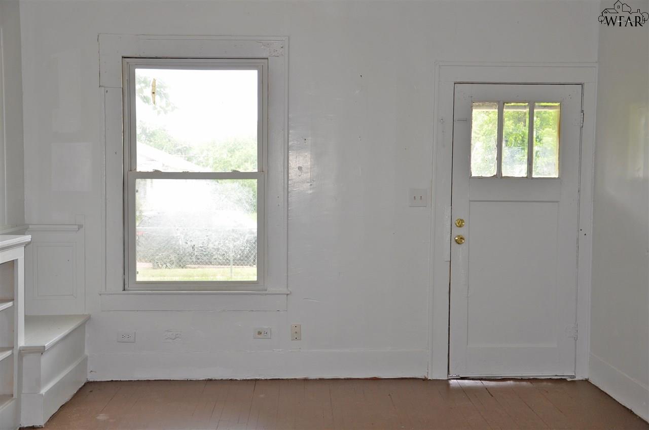 1611 LUCILE AVENUE, Wichita Falls, TX 76301