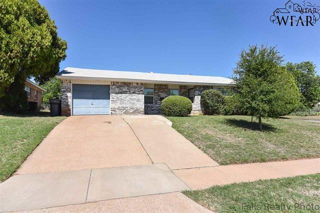 1611 SUMNER TERRACE, Wichita Falls, TX 76306