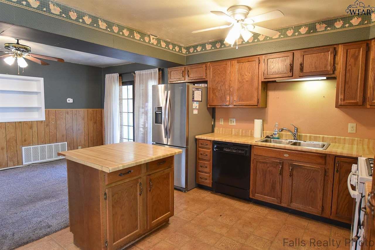 1611 SUMNER TERRACE, Wichita Falls, TX 76306